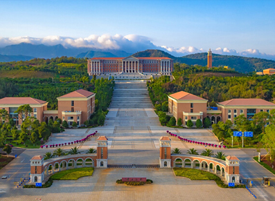 云南大学
