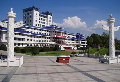 湖北民族大学